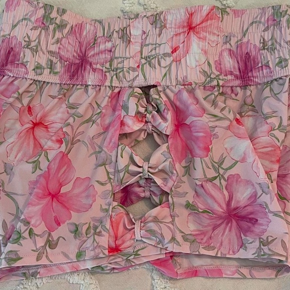 Loveshackfancy Shorts - Picture 2 of 3